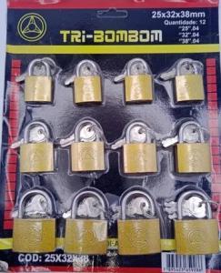 Cadeado cartela com 12 unidades com 3 tamanhos 25x32x38mm